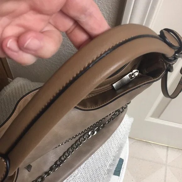 NWOT Taupe Bucket Bag (Vegan) - Picture 8 of 15